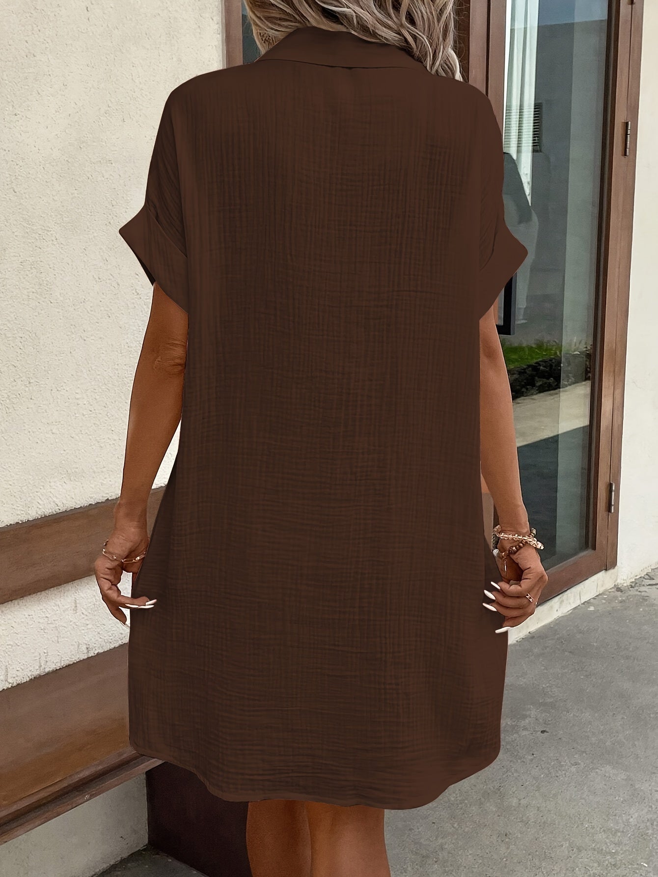 Túnica de mujer con cuello y bolsillos – Disponible en varios colores